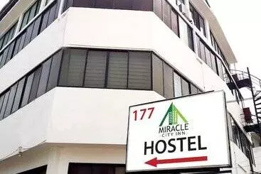 Miracle Colombo City Hostel