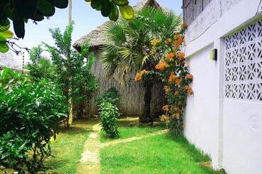 Diani Hostel