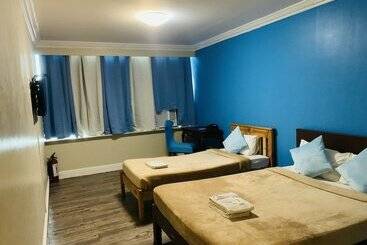 Manila Airport Hotel By Urban Connect