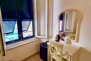 بنسيون Affittacamere Sull'arco