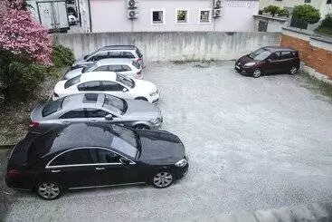 Family Boutique Hotel Trubarjev