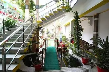 Hôtel Budha Palace By Oyo Rooms