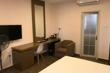 ホテル Lotus Seaview Beach Resort