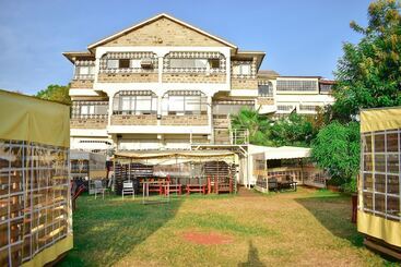 Sundown Hotels And Apartments Millimani