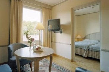 בית מלון כפרי Scandic Bromma