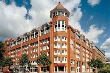 בית מלון כפרי Scandic Plaza Borås