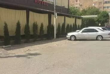 هتل Green Garden