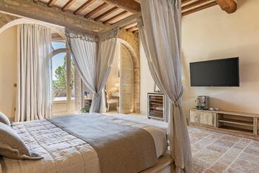 Сельский отель Capanna Suites