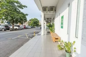 Oyo 906 Happy 92 Hotel Lumut