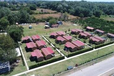 هتل Mobile Homes Giovanni's Beach Copacabana