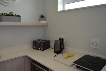 פנסיון On The Bay