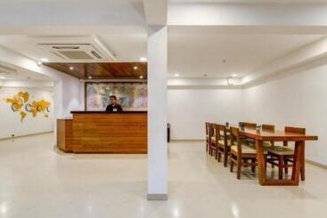 هتل Ginger Surat City Centre