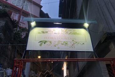 Hotel Mash Flora Fountain