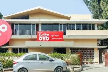 Hotel O Luxury Villas Near Begumpet Airport