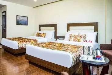 Hotel Summit Montana Suites & Spa At Mall