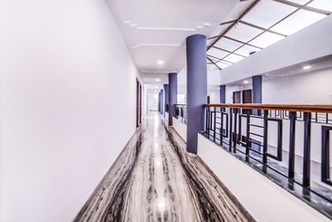 Fabhotel The Leaf Aurangabad Airport