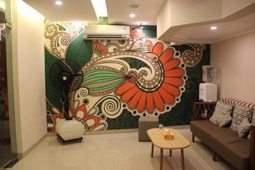 هتل Front One Cabin Malioboro Jogja