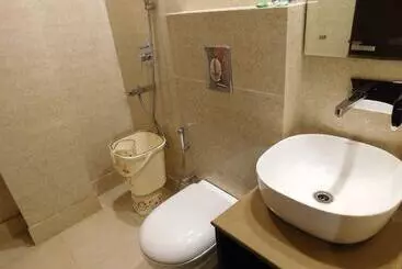 هتل Noble Deluxe