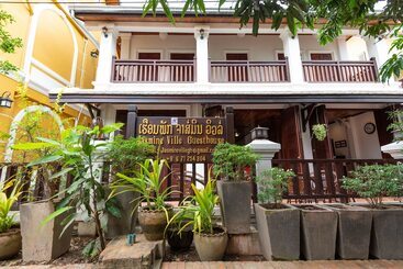 ホテル Jasmine Ville Guesthouse