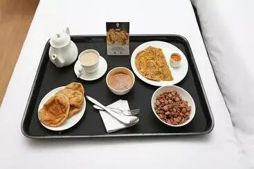 Hotel Moti Dungri Palace