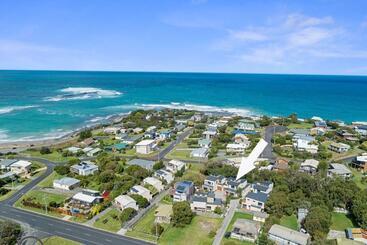 Apollo Bay Seal Apartments