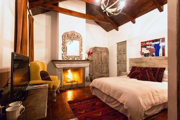 تختخواب و صبحانه Palo Santo