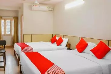 هتل Oyo 16475 Sai Vishram