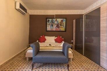 بنسيون Villa Ayche