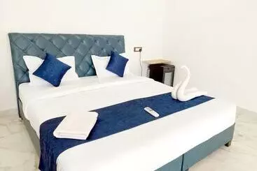 Resort Sheesh Mahal Desert Camp