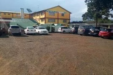 تختخواب و صبحانه Racecourse Inn