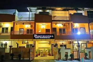 Hotel Smart Room By Shree Vatika