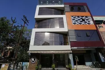 Fabhotel The Khushi Regent