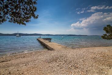 בית מלון כפרי Glampatcamp