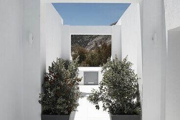 پانسیون Amara Suites Santorini