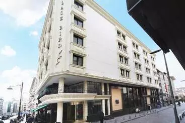 The Parma Hotel Downtown