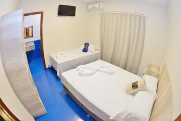 Otel Pousada Recanto Das Cores