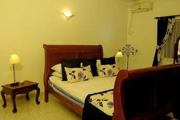 ホテル Villa Suriyagaha