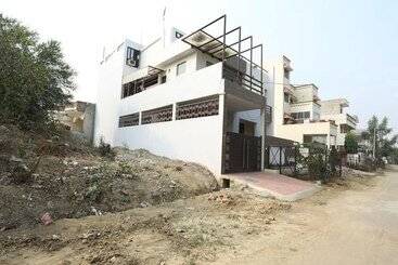 ペンション Krishnavi Inn By Oyo Room