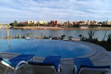 هتل آپارتمان El Gouna Royal Chalet