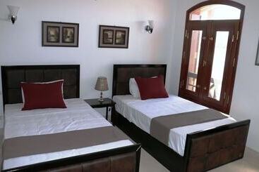 هتل آپارتمان El Gouna Royal Chalet