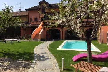 تختخواب و صبحانه Casa Rosa