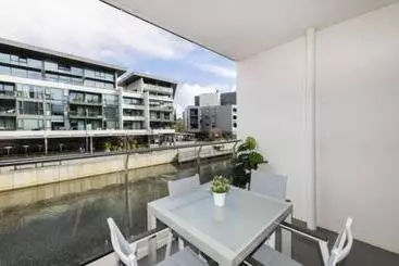 Appartamenti turistici Lakefront 116 Kingston Act