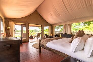 هتل Jagatpur Lodge