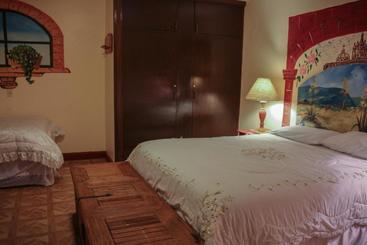 هتل Casa Del Misionero