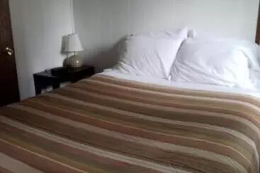 Hotel Bayside Inn & Marina