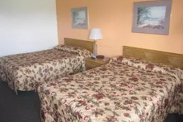 هتل Red Carpet Inn Rome