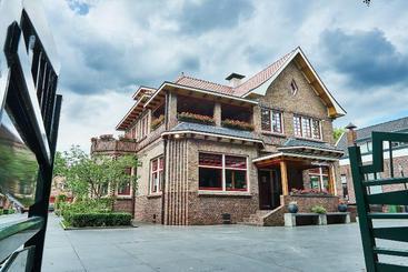 Bed and Breakfast Guesthouse Villa Emmen