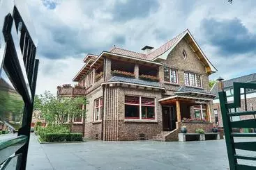 Bed and Breakfast Guesthouse Villa Emmen