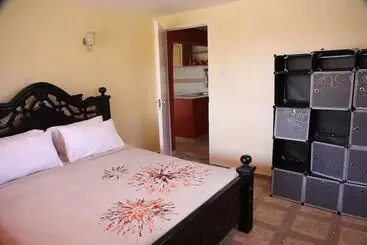 تختخواب و صبحانه Simani Guest House