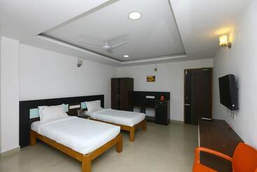 Hotel O Sri Bkm Guest House